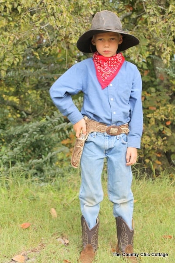 12 DIY Cowgirl Costume Ideas For Every Occasion - Julie Ann Art