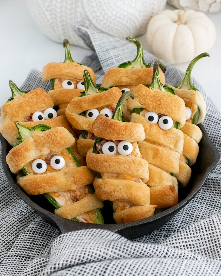 Mummy Jalapeno Poppers