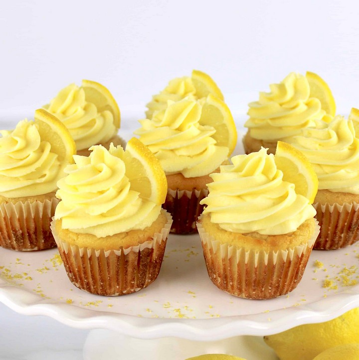 Keto Lemon Cupcakes