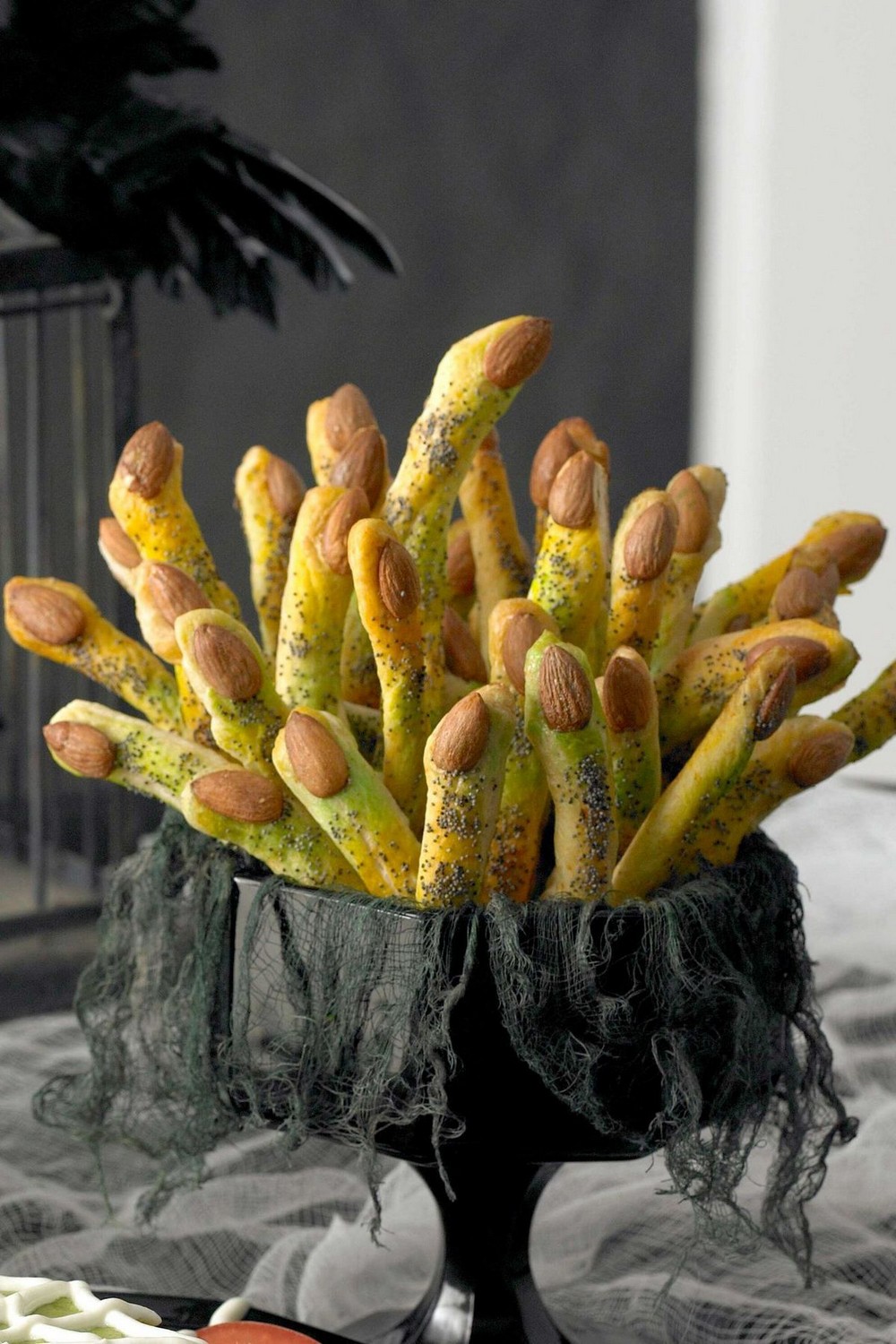 Long And Short Monster Fingers